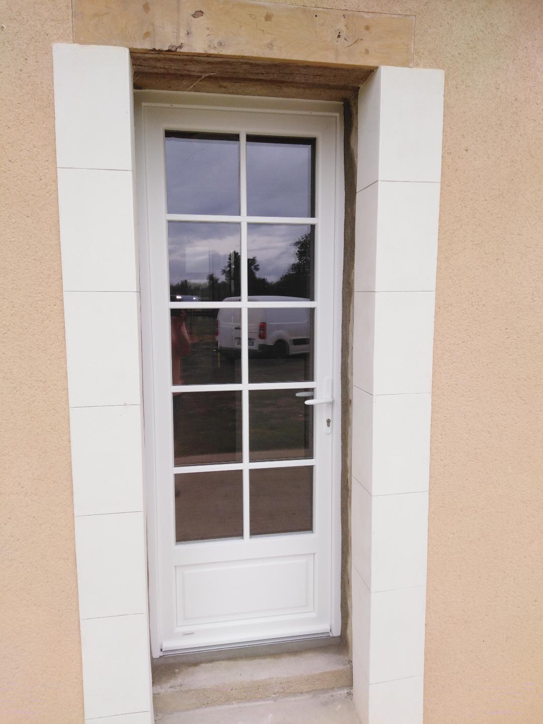 Vue de la porte finie cote exterieur